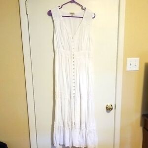 Magic White Sleeveless V-Neck Sundress